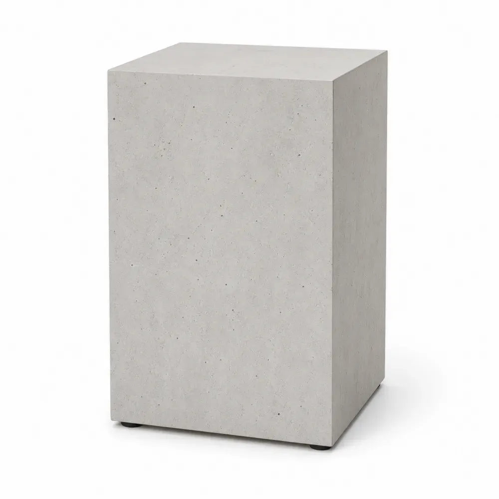 Gartentisch Beistelltisch quaderförmig aus glasfaserverstärktem Zementverbund Hellgrau Betonoptik 35 x 35 x 55 cm